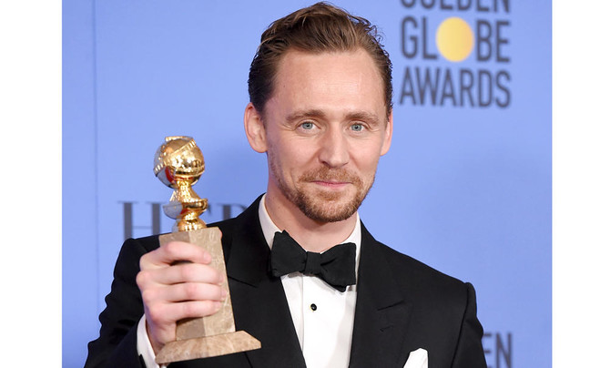 Tom Hiddleston sorry for Globes speech gaffe | Arab News