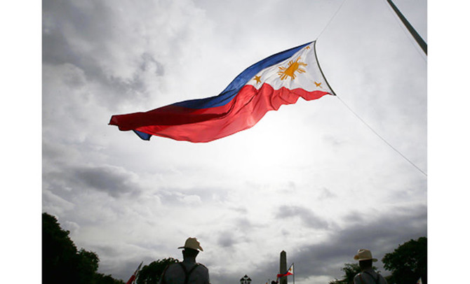 Facebook apologizes for featuring inverted Philippine flag