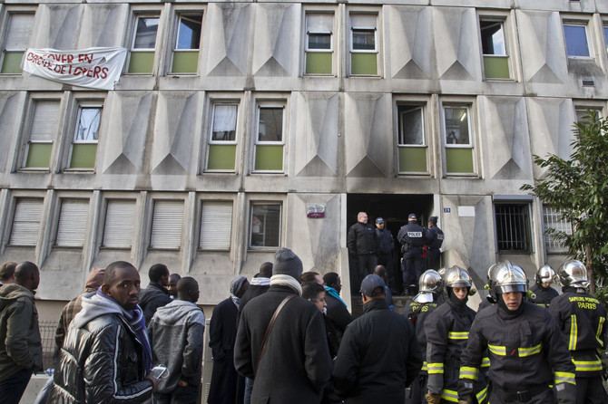 Feud suspected in deadly French migrant shelter fire