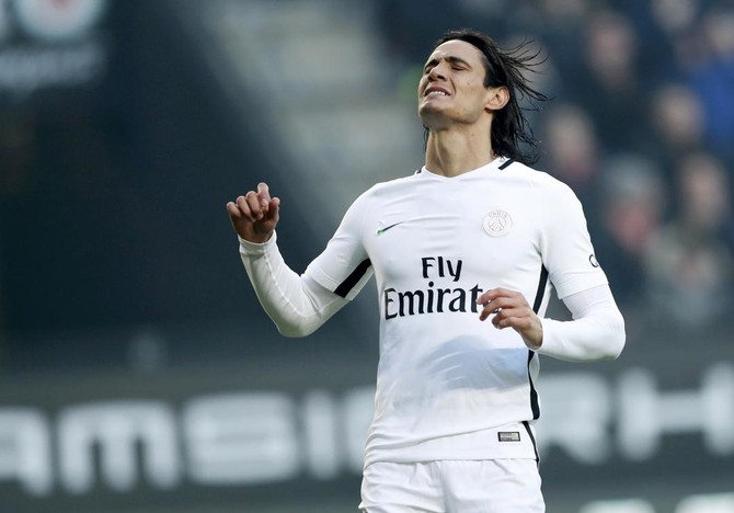 China bids for Costa, Cavani collapse with clampdown