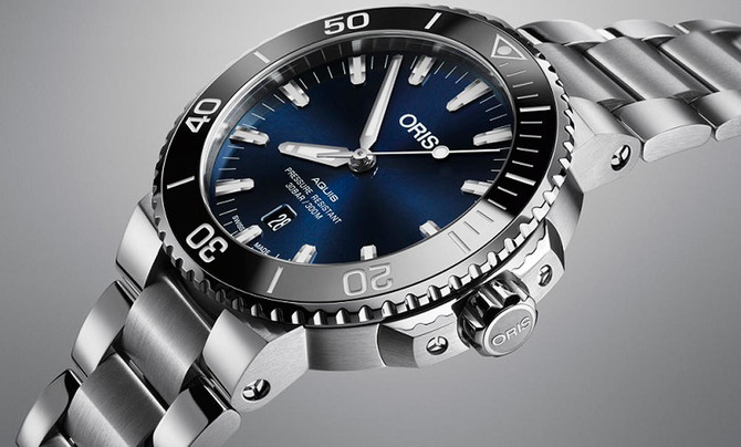 Oris Aquis Date A stylish high performance diver s watch Arab News