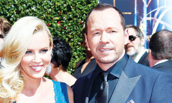 Jenny McCarthy marries Donnie Wahlberg