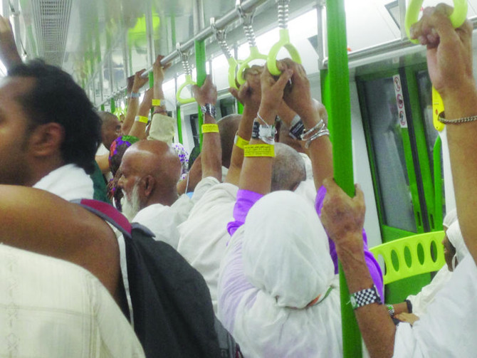 Metro transports nearly 1m pilgrims