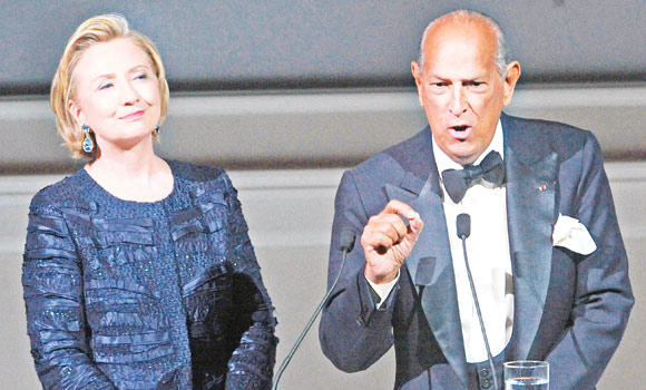 Designer Oscar De La Renta Dies At 82 Arab News