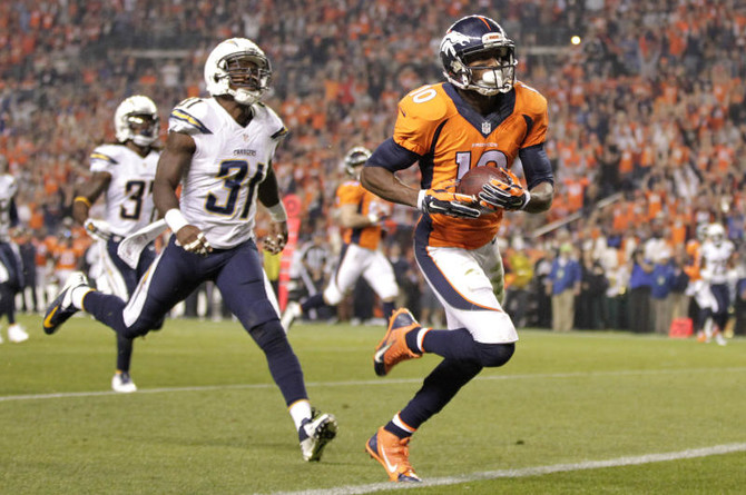 Manning, Sanders lead Broncos past Chargers | Arab News