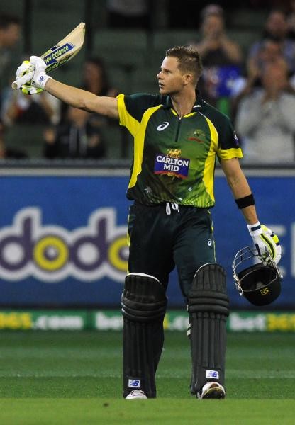 Smith stars as Australia downs South Africa to take ODI series