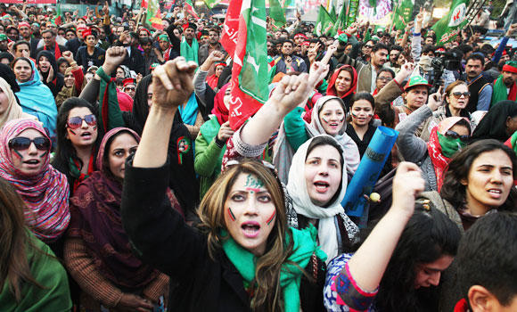 Thousands of PTI supporters hold anti-government protest in Lahore