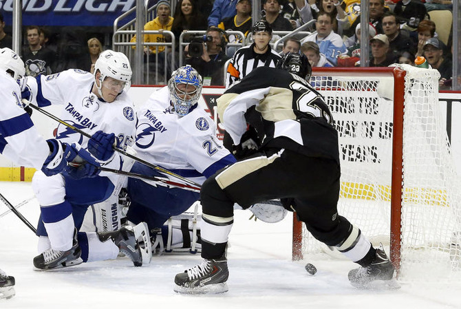 Penguins repel Lightning 4-2