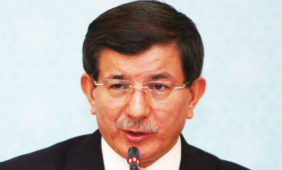 Kurd infighting: Turkish premier warns against deadly clashes