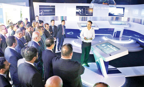 Hyundai opens digital showroom in Dubai