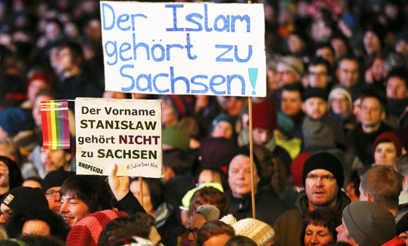 Leaders quitting Germany's anti-Islam group PEGIDA