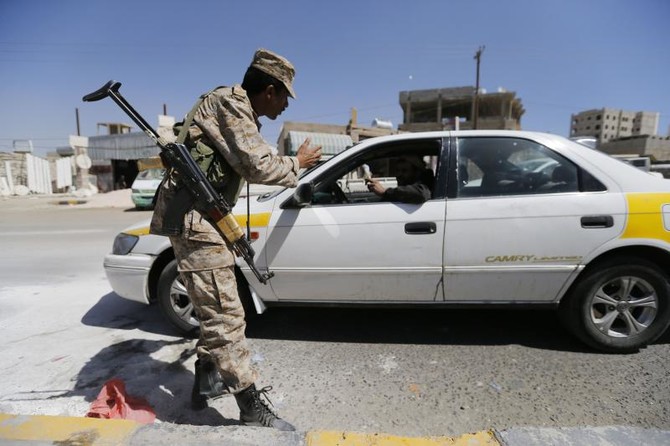 Key army base seized by Houthis near Sanaa