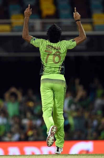 Giant Irfan a cut above for Pakistan