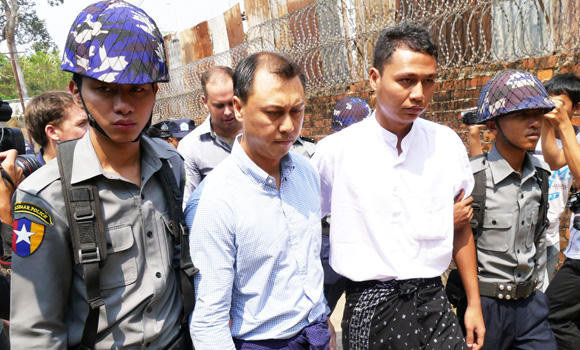 Myanmar jails two journos for defamation