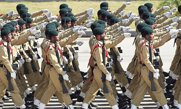 Pakistan combat troops to join Saudi coalition