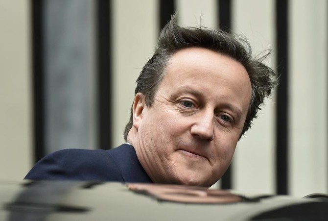 Cameron visits Queen to signal UK election campaign start