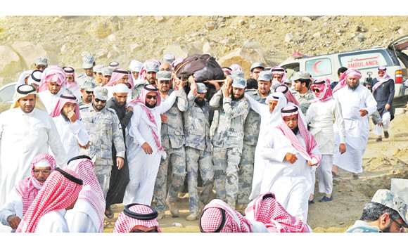 Touching farewell for Saudi soldier martyred on border