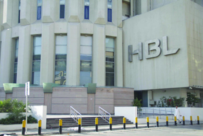 Pakistan gets $1.2bn offers for HBL shares