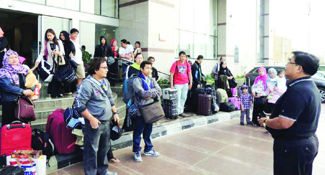 More Filipinos evacuated from Yemen