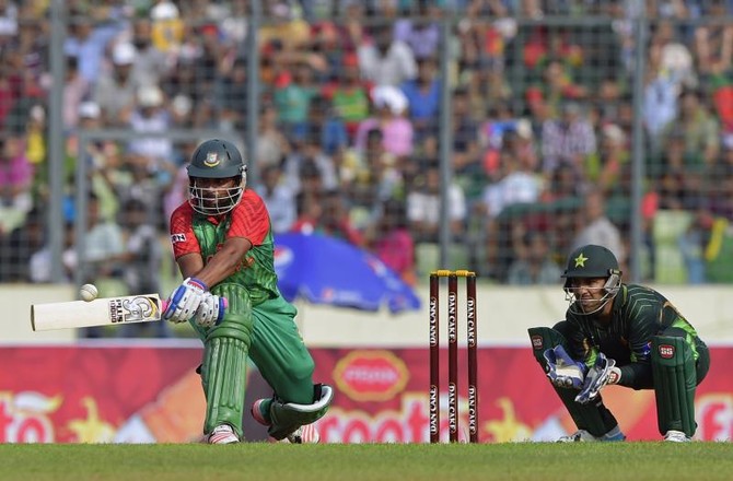 Bangladesh records rare win over Pakistan