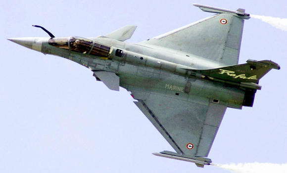 Paris, Doha in $7bn Rafale deal; delivery by mid-2018