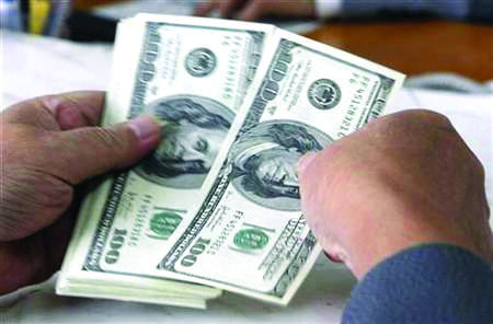 Expat remittances hit record SR15.4 billion in March