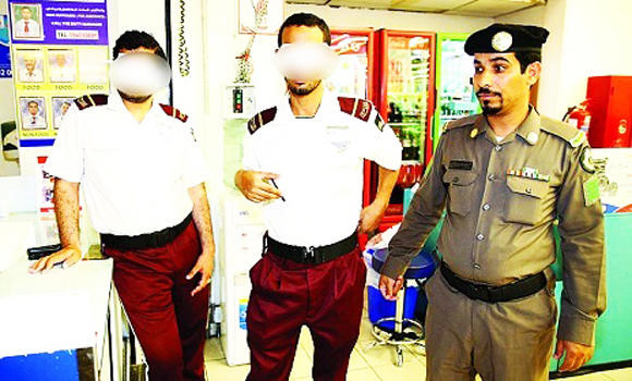 Riyadh police detain illegal guards