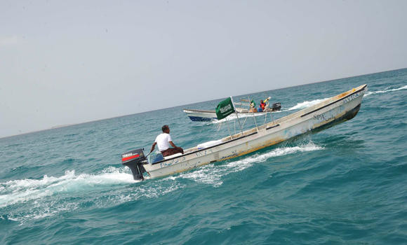 Fishermen ready for shrimp season with 600 trawlers