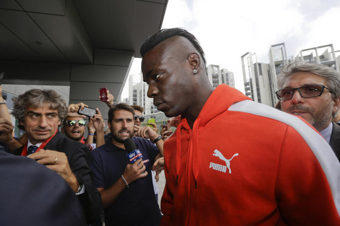 Milan confirms return of Reds misfit Balotelli