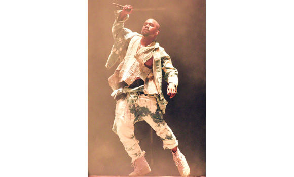 Kanye to be honored at MTV awards