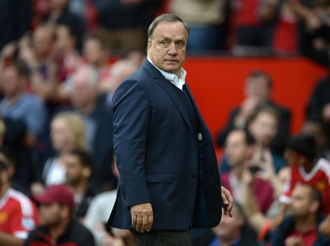 Advocaat steps down as Sunderland manager