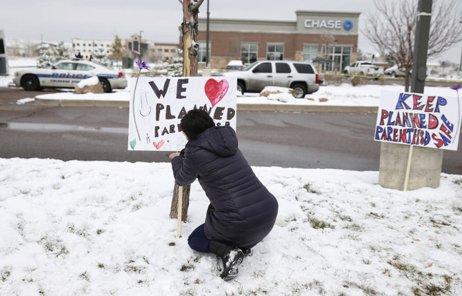 Suspected Colorado gunman set for first court appearance