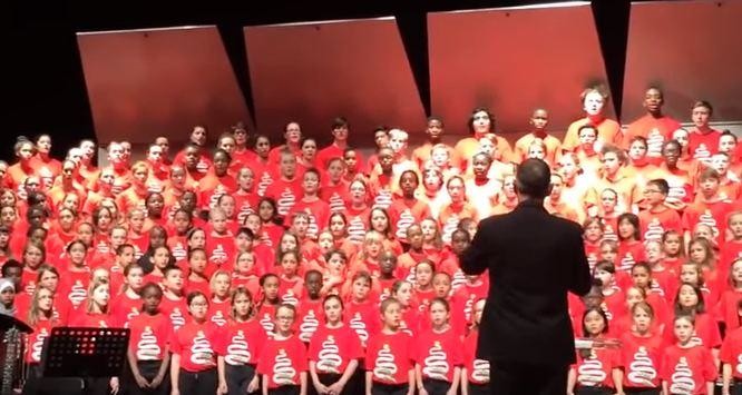 Canadian children sing ancient Arabic song to welcome refugees