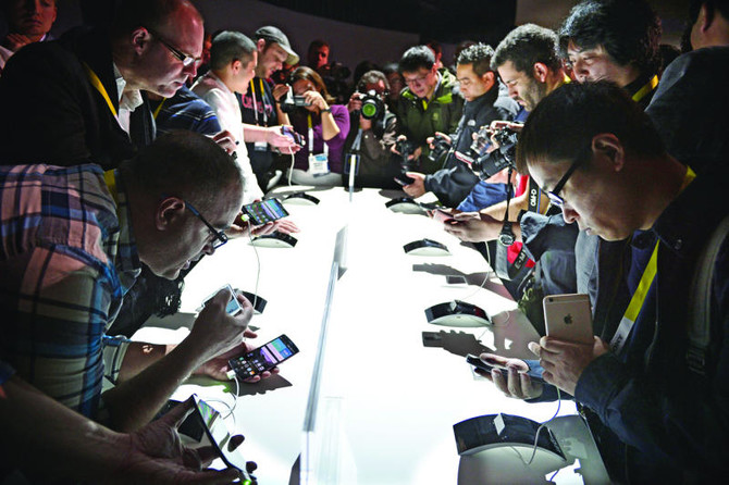 Gadgets get smarter, friendlier at CES show