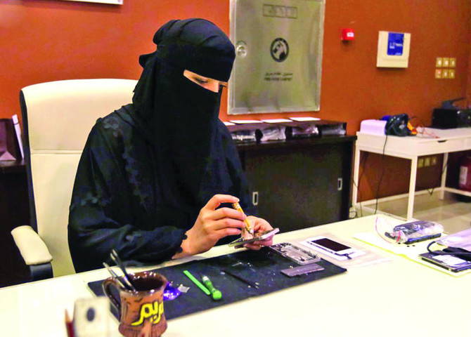 E-commerce creates more opportunities for Saudi women