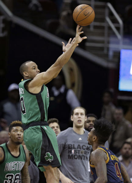 Bradley seals Celtics’ stunning win over Cavs