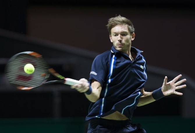 French qualifier Mahut books Rotterdam last-four berth