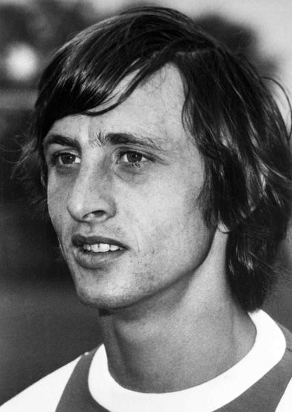 Johan Cruyff: Football fluidity personified