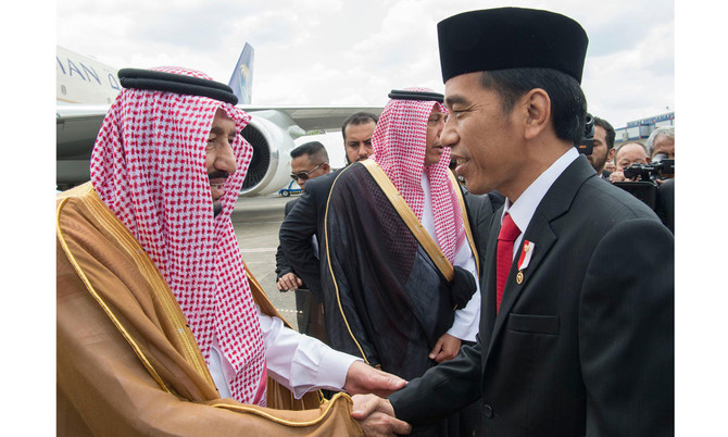 Crowds Welcome King Salman In Indonesia | Arab News