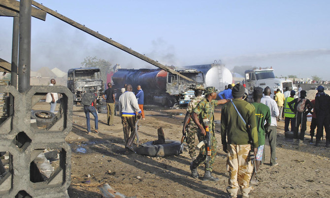 Boko Haram raid Nigeria town, loot food supplies