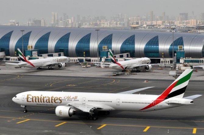 Dubai airport chief says electronics ban will have minimal impact on passenger numbers