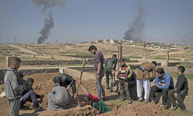 Mosul air strikes kill dozens of civilians: Iraqi officials