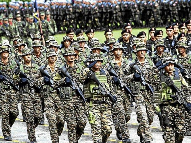 Philippine army plans all-Muslim units amid insurgency