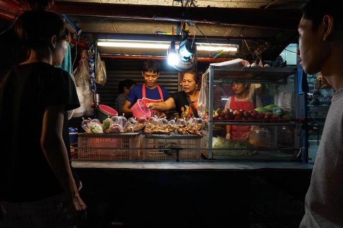 Bangkok to ban street food stalls in clean-up crusade