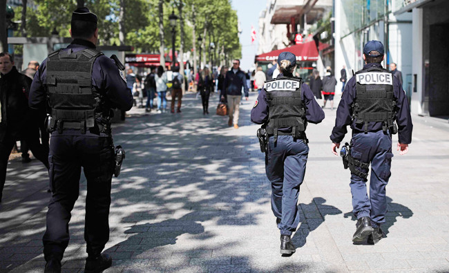 France mobilized for election security after Paris attack | Arab News