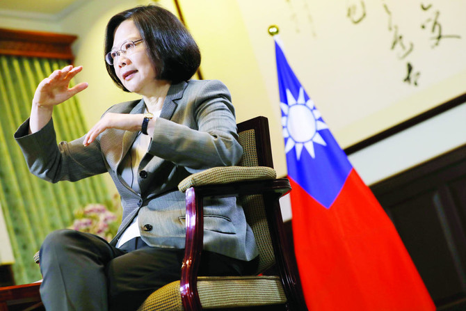 Taiwan president says phone call with Trump can take place again