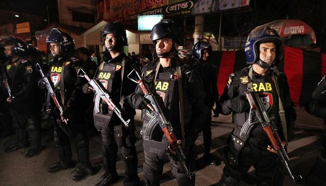 Six die in raid on suspected Bangladesh extremists: police