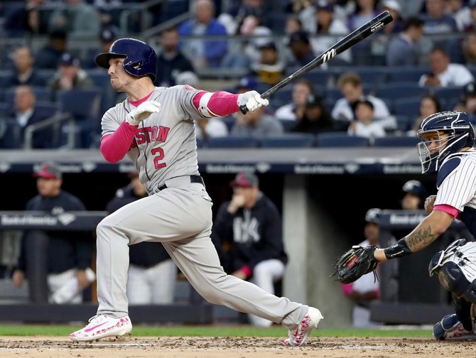 Derek Jeter extends hitless streak to 9 at-bats in Yankees' 3-2 loss over  Orioles.