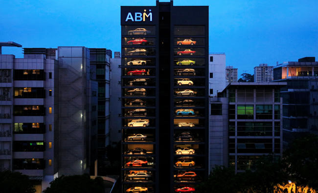 Singapore ‘vending machine’ dispenses Ferraris, Lamborghinis