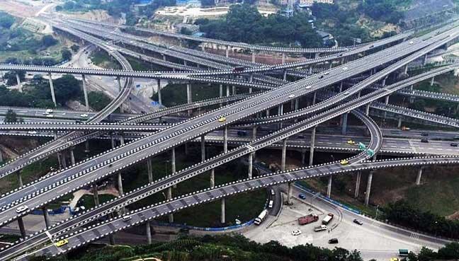 Drivers bewildered by twisting Chinese interchange